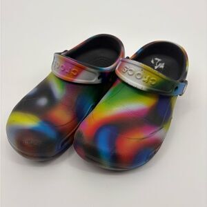 Crocs Work Clogs Shoes Men’s 8 Women’s 7 Bistro Graphic Tie Dye Slip Resistant